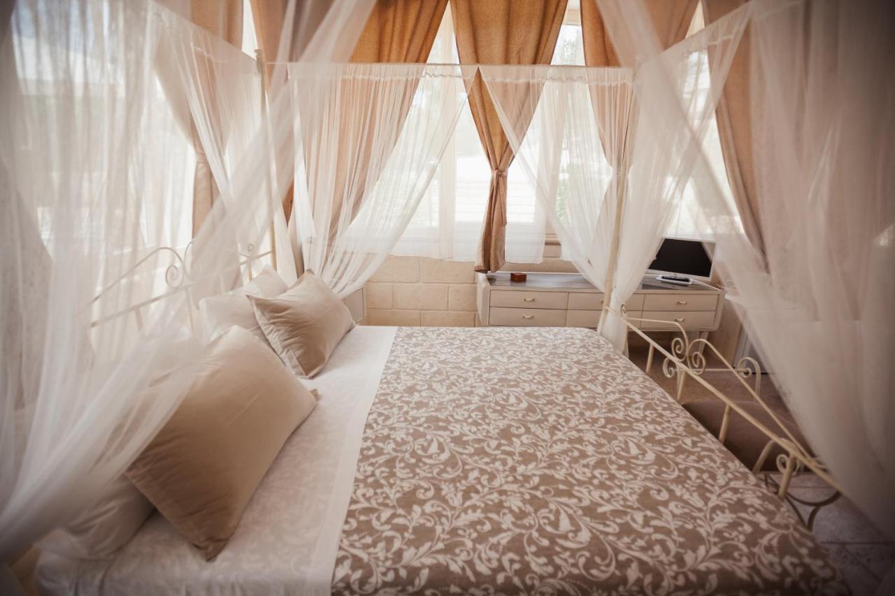 Bed & Breakfast I Trulli Del Tupparello