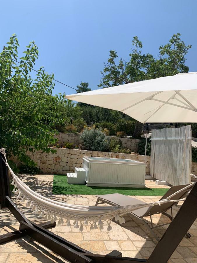 Couette-café I Trulli Del Tupparello Fasano